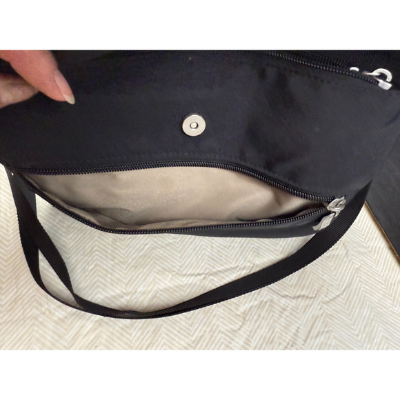 Baggallini Flip Zip Medium Crossbody Bag Black Adjustable Strap *READ - Picture 5 of 15